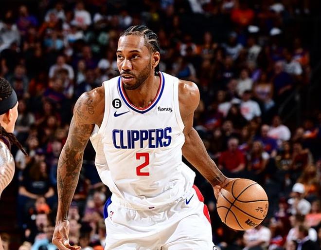 英超焦点战：利物浦主场迎战热刺,（英超重磅对决：利物浦主场对阵热刺）