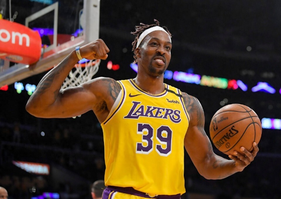 巴尔特拉：安东尼像内马尔和C罗的结合体，有前者天赋+后者心态（巴尔特拉：安东尼兼具内马尔的天赋与C罗的心态）