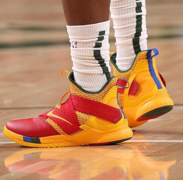 美职联主席：萨拉赫应该联系梅西或穆勒，看看他们在这多开心（美职联主席建议萨拉赫咨询梅西或穆勒：看看他们在这儿有多开心）