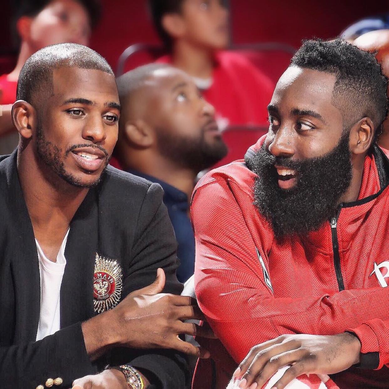 黑马加冕！苏超官方合作伙伴中国平安祝贺“苏超”泰州队夺...（荣耀登顶！苏超官方合作伙伴中国平安向泰州队夺冠致贺）