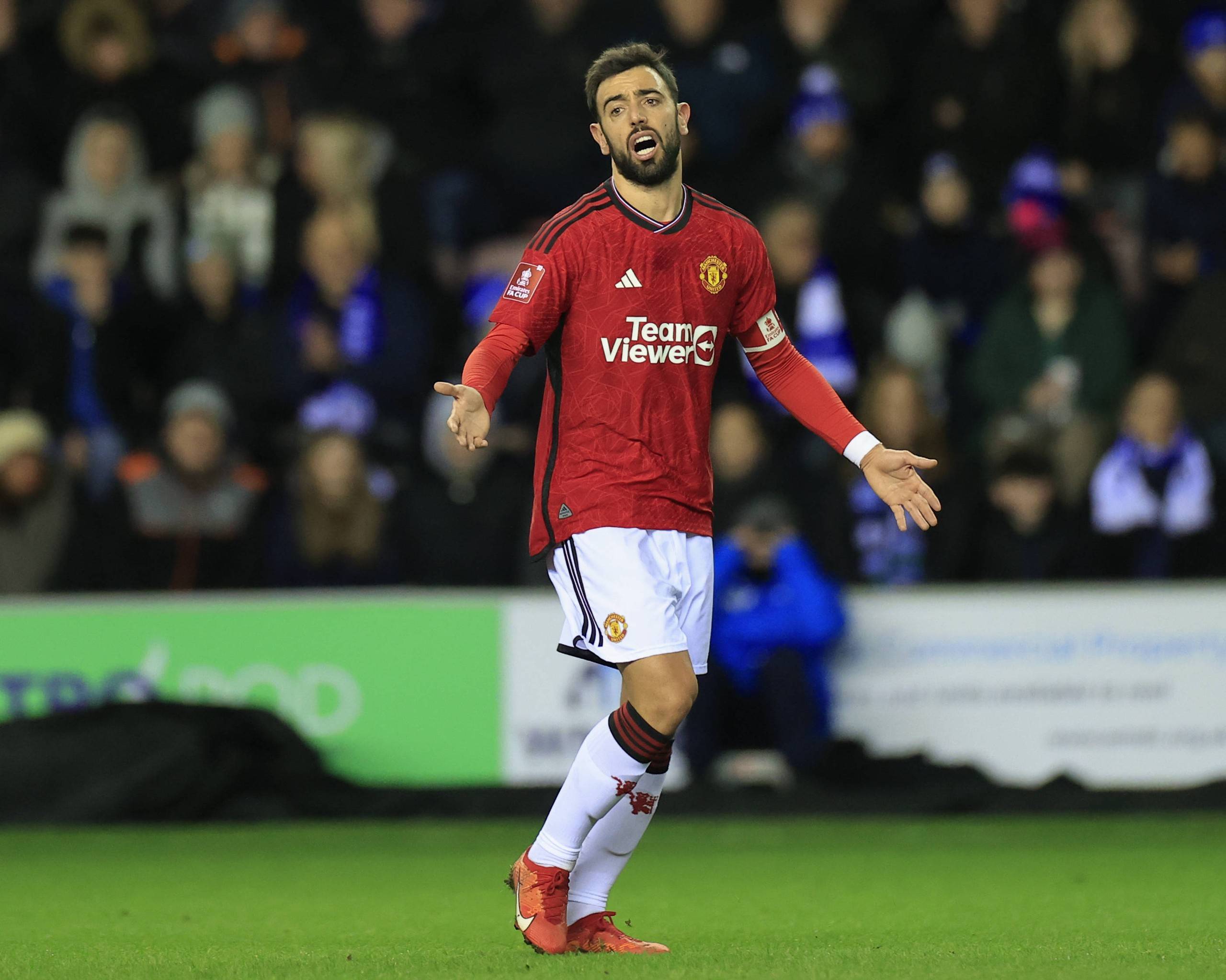 球星赛后采访太有料了（球星赛后采访爆料不断）